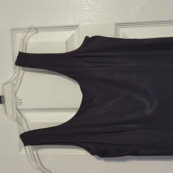 Red/black dress with jacket and side slit. - Picture 4 of 10